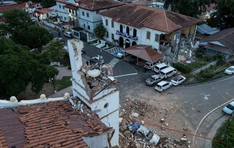 Panama, zduguită de o mișcare seismică de 7,7, urmată de 40 de replici! Mai multe clădiri s-au prăbușit