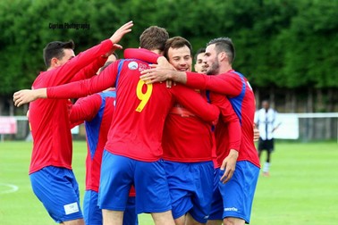 Și FC Romania a atras atenția presei internaționale. La un pas de promovare în liga a opta din Anglia!