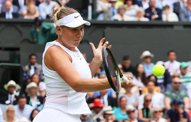 Anisimova a revenit de la 5-1 la 5-4, în setul al doilea. Foto: EPA