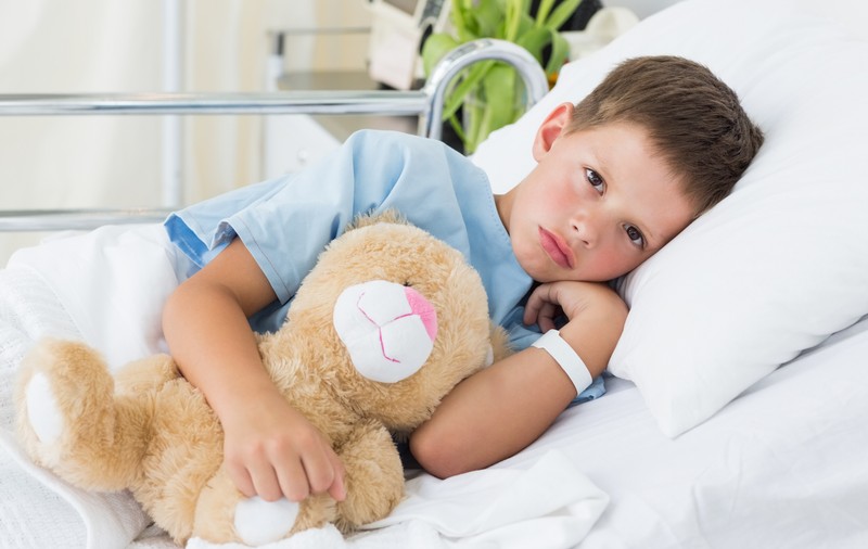 Leucemia care ucide cei mai mulţi copii – învinsă prin transplant cu celule stem?