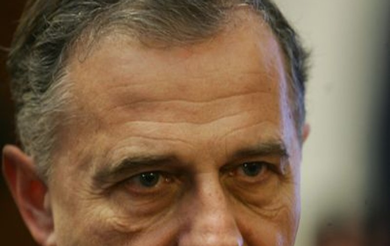 Mircea Geoană are soluţia pentru ca echipele mari să nu-şi părăsească stadioanele: "Trecerea arenelor către comunitatea locală"