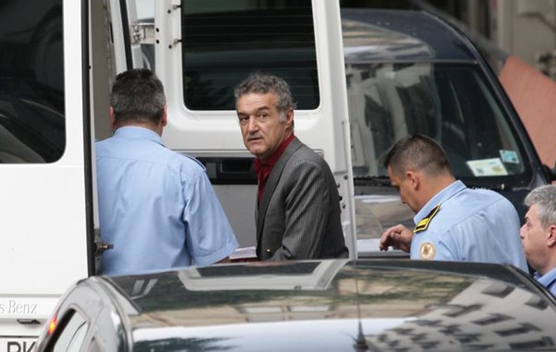 Gigi Becali, MESAJ EMOŢIONANT înainte de pronunţarea sentinţei în dosarul "Valiza"