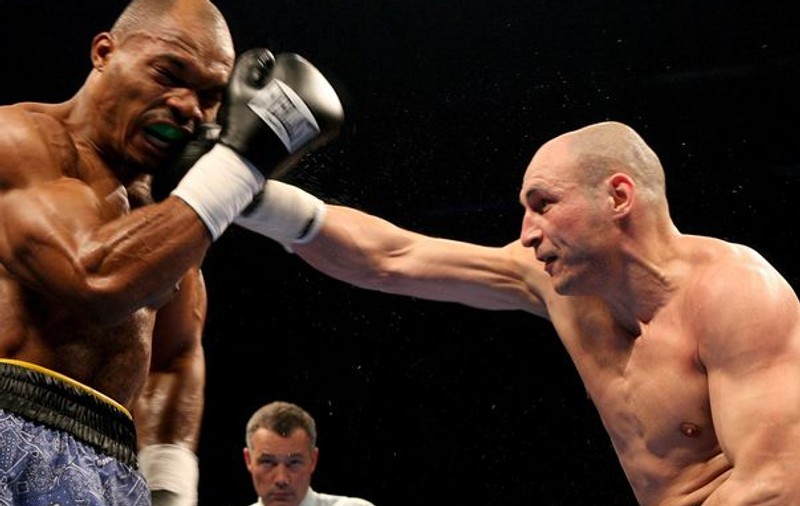 Adrian Diaconu a fost învins la puncte de Chad Dawson
