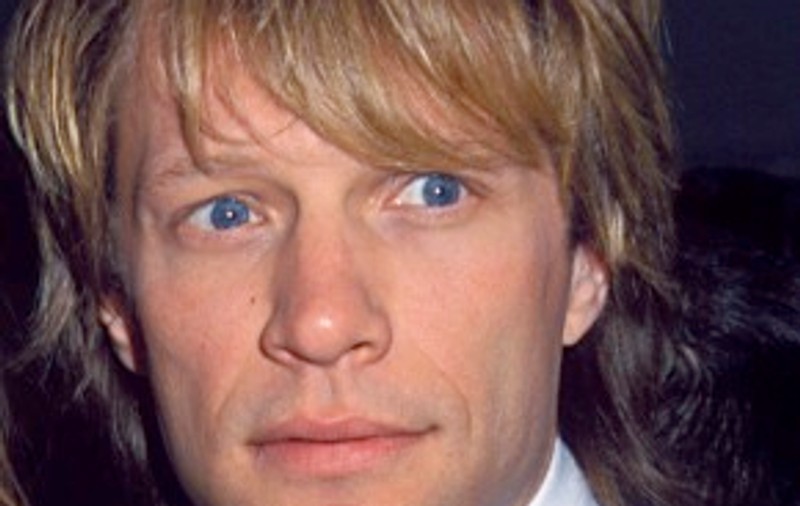 Fiul lui Jon Bon Jovi, dus de urgenţă la spital