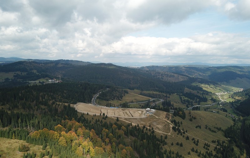 Au "detonat" 7 milioane de euro într-o bombă ecologică! Groapă de gunoi din fonduri europene, în inima unei zone turistice