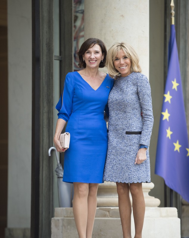 Ce mănâncă Brigitte Macron pentru a avea o formă de invidiat la 72 de ani. Îi place să gătească dimineața și seara
