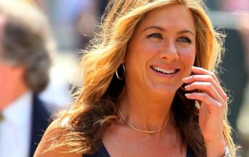 De ce zâmbeşte Jennifer Aniston atât de mult în ultima vreme?