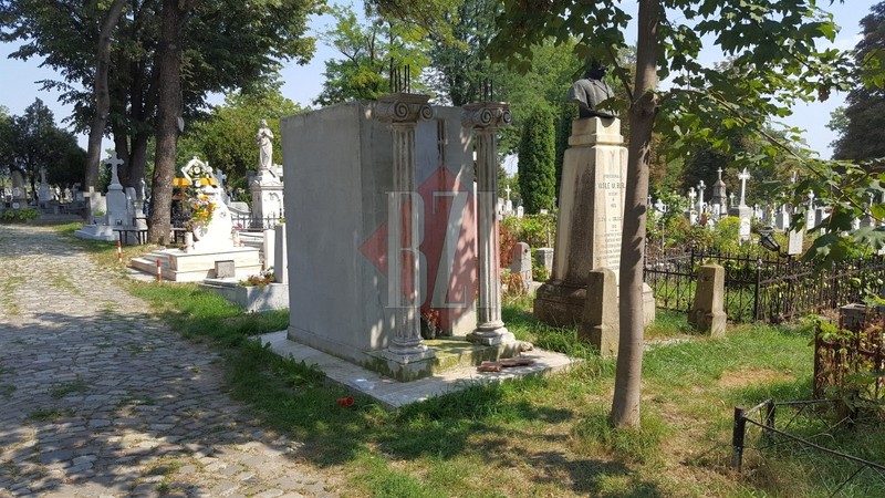 Mormântul lui Sabin Bălașa