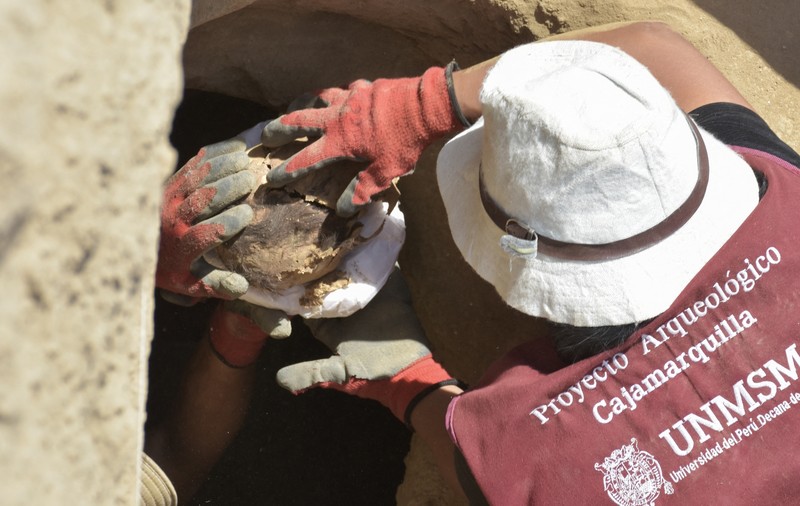 Mumie de peste 1.000 de ani, descoperită într-un complex arheologic din Peru