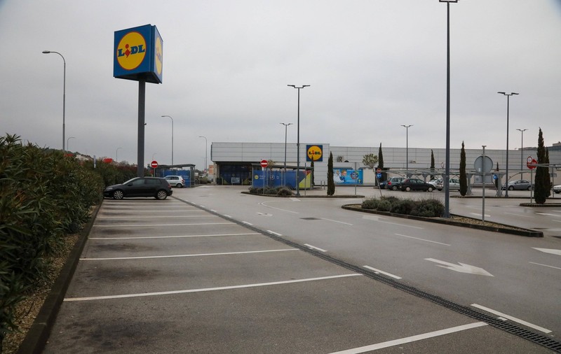 Lidl, Kaufland și alte supermarketuri boicotate de clienți, din cauza prețurilor „nejustificat de mari”, peste tot în Balcani: „Zgomot asurzitor de marketing despre reduceri”