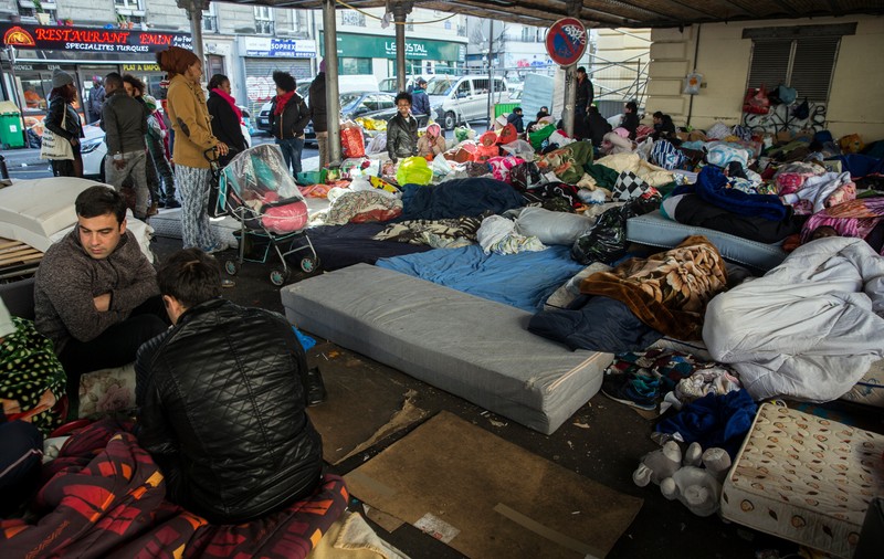 Tabără de migranți, evacuată la Paris, de teama unei epidemii de tuberculoză