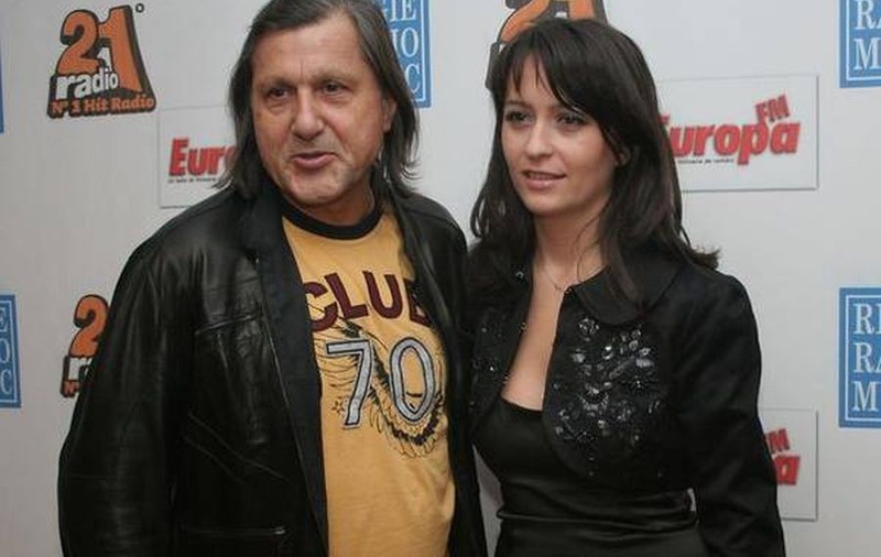ILIE NĂSTASE IA ŞAMPANIA DE NUNTĂ DE LA FOSTA NEVASTĂ!