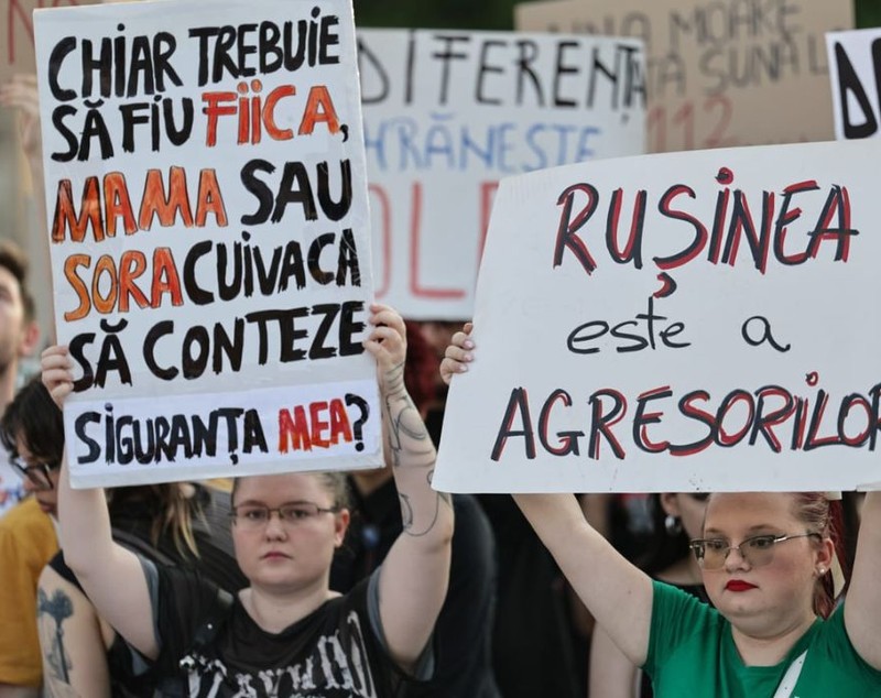 Protest în Piața Victoriei împotriva violenței de gen, după ce 26 de femei au fost ucise de partenerii lor în 2025