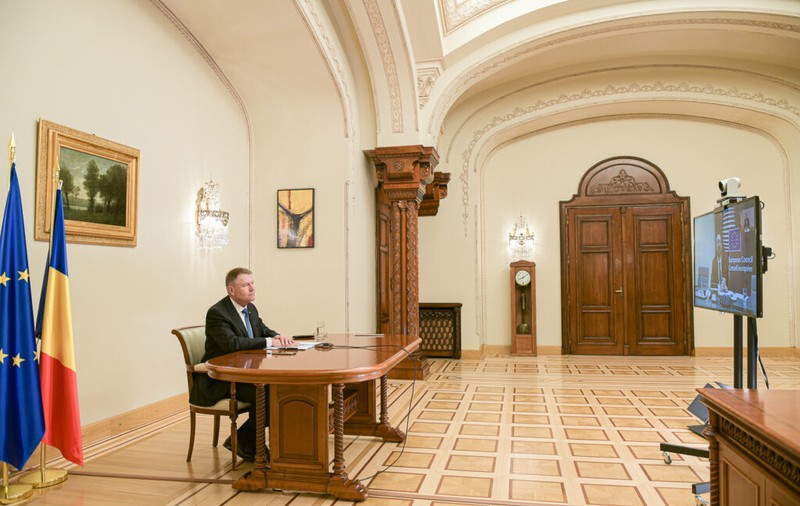 Cât plăteşte Cotroceniul la curent şi la gaze? La fel consumă „un sat cu 350 de case”