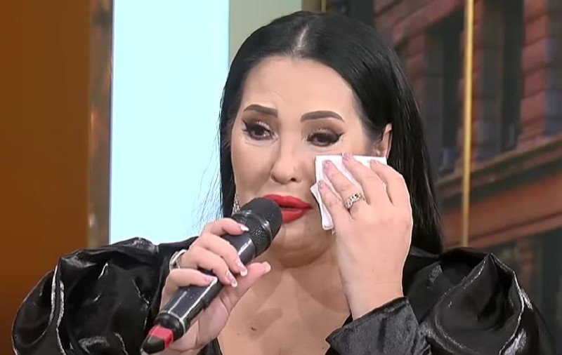 Angela Rusu a primit un diagnostic greșit din partea medicilor. A fost la un pas de a paraliza, după ce a luat medicamentele nepotrivite: „Mi-au atacat creierul”