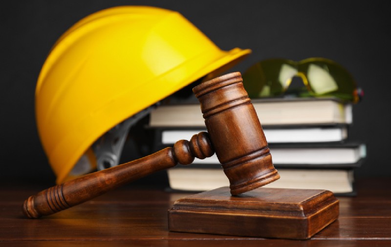 Un muncitor în construcții s-a luptat 18 ani pentru a-și câștiga dreptatea în instanță, după un accident de muncă în Elveția