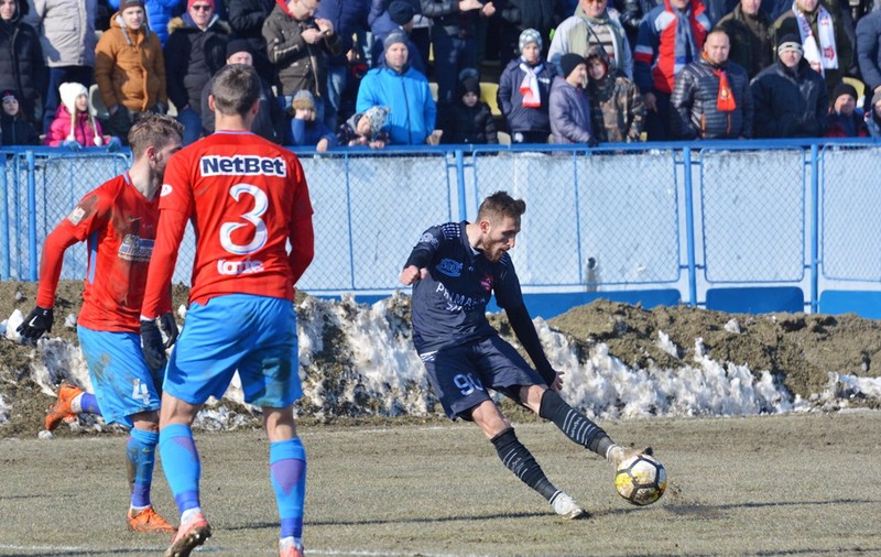 Cine este Bogdan Rusu, atacantul care a reușit o dublă pentru Hermannstadt în meciul cu FCSB. E pariul lui Florin Prunea. Pierdere de 40.000 de euro pentru Astra