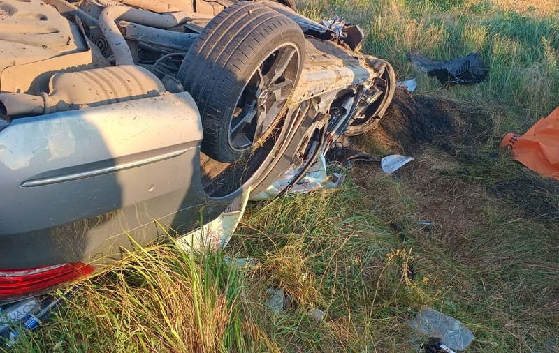 Accident grav pe DJ 221 din Brăila, un om a murit și mai mulți sunt răniți: trei mașini au fost implicate, se încearcă resuscitarea unei victime