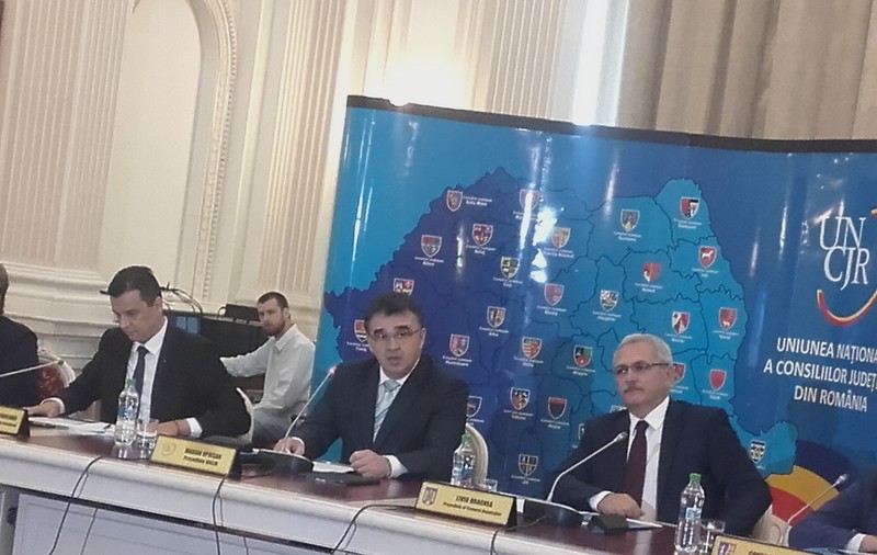 Grindeanu vrea ca președinții de CJ să fie aleși uninominal; Dragnea: Aleşii locali au devenit ţinta multor instituţii
