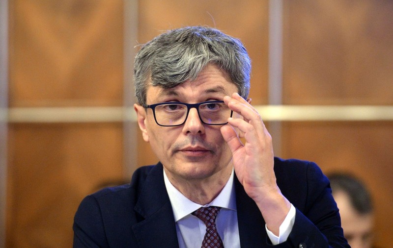 PSD acuză ministerul condus de Virgil Popescu: Schema de compensare nu a temperat creșterile prețurilor la energie și gaze naturale