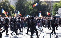 Violențele de la protestul fermierilor din Piața Victoriei au crescut în intensitate