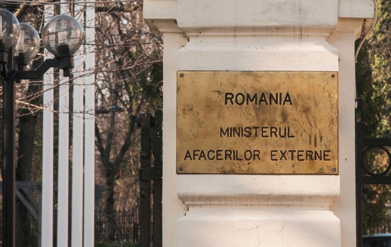 România trebuie să ceară explicit statelor UE predarea fugarilor, altfel aceștia pot rămâne acolo, avertizează MAE după decizia CJUE