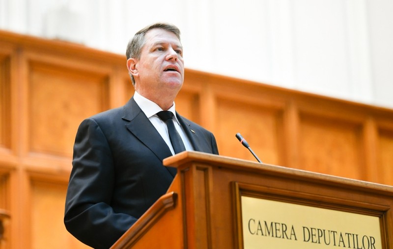 Şedinţă în Parlament, dedicată Zilei Naționale. Klaus Iohannis a ținut un discurs în faţa aleşilor: ”Orice atac la adresa statului de drept poate deschide oricând calea unor abuzuri”