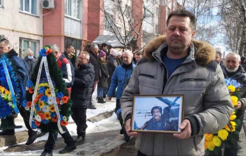 Pilotul de etnie română Ștefan Ciobanu și prietenul său Oksancenko, uciși de ruși în război, au fost înmormântați în „Orașul Păcii” din Ucraina