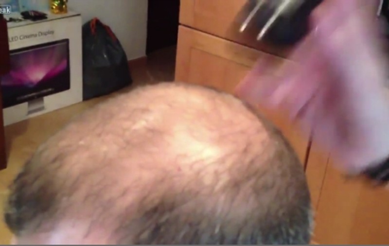 Scapi de chelie în doar două minute! Vezi imaginile care au înnebunit bărbaţii din toată lumea | VIDEO