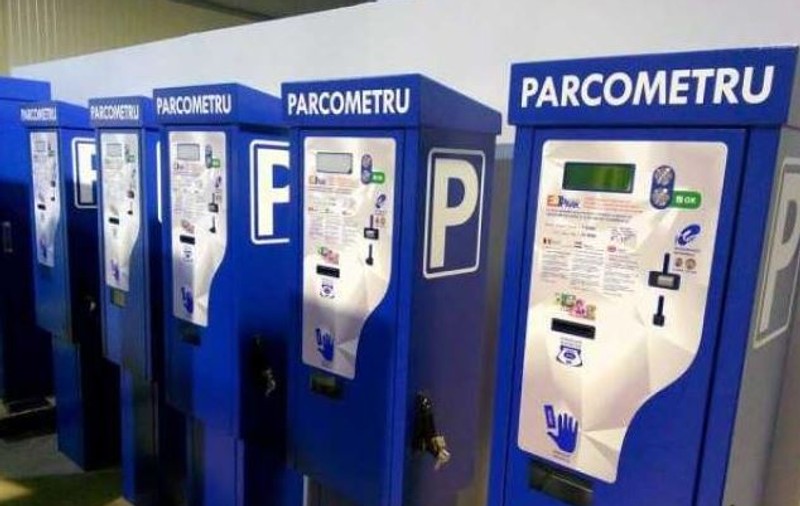 100 de aparate de taxare a parcării, dotate cu panouri solare, vor fi instalate în Cluj. Cât costă investiția realizată de Primărie