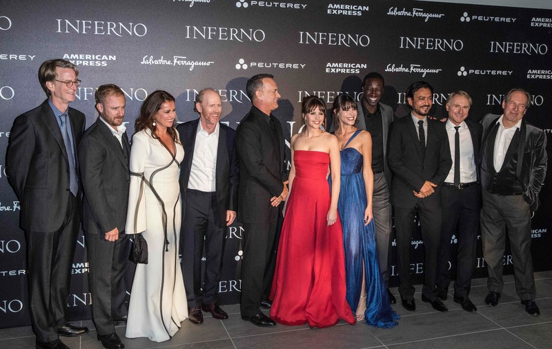 Ana Ularu a strălucit pe covorul roșu alături de Tom Hanks | FOTO