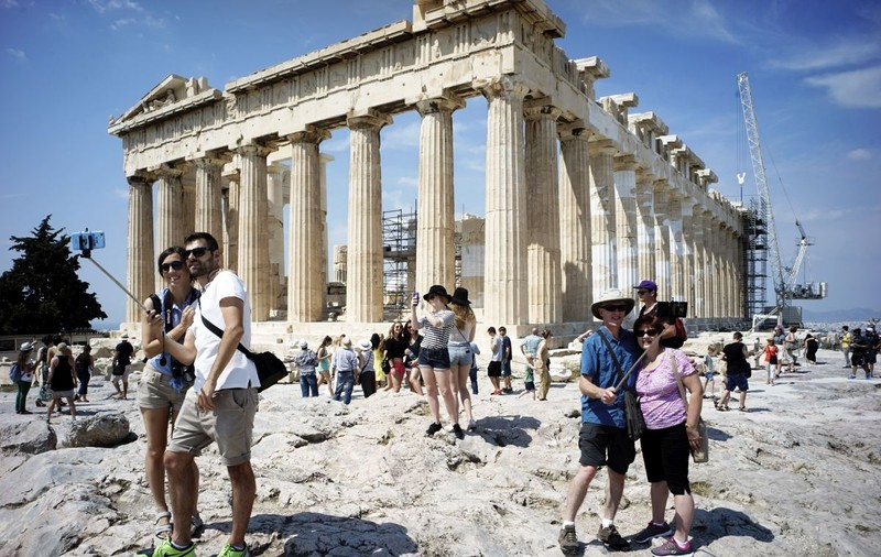 Mesajul unui ministru grec pentru românii care vor să meargă în vacanță în Grecia: „Există anumite reguli”