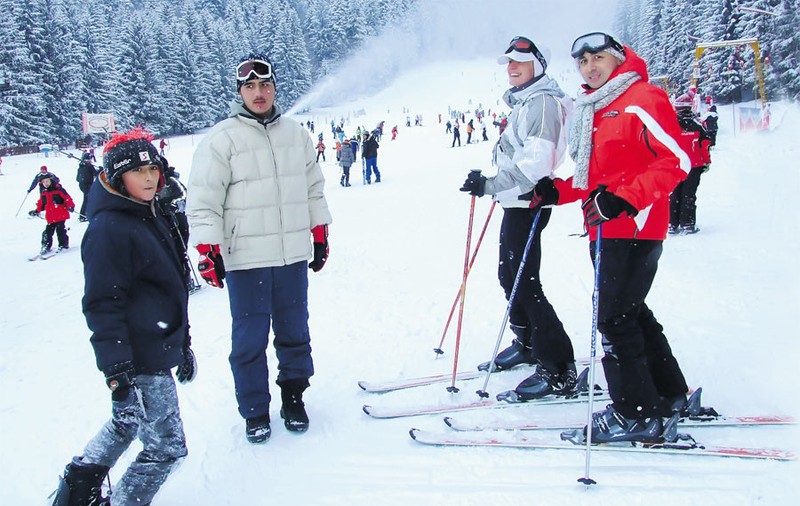 Marcel Pavel şi-a dus familia în vacanţă, la Poiana Braşov