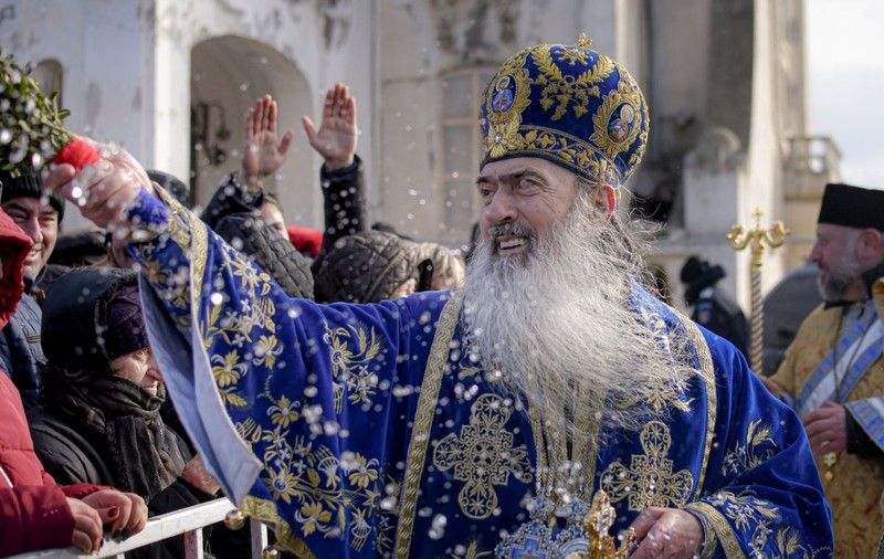 Sesizări la CNCD și la BOR, după afirmațiile lui ÎPS Teodosie. ONG: Biserica nu trebuie să propovăduiască ură și discriminare