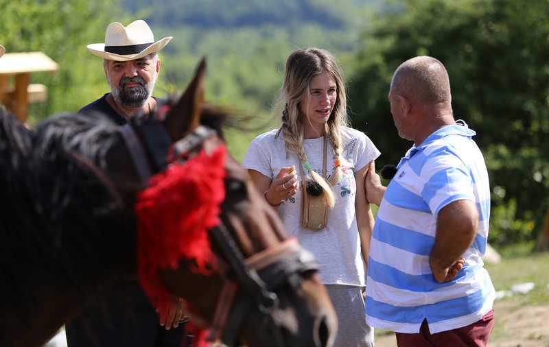 Strategiile concurenților sunt date peste cap la Ferma vedetelor