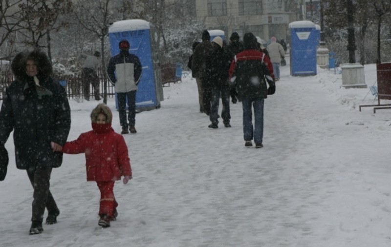 Nu scăpăm de iarnă în următoarele zile