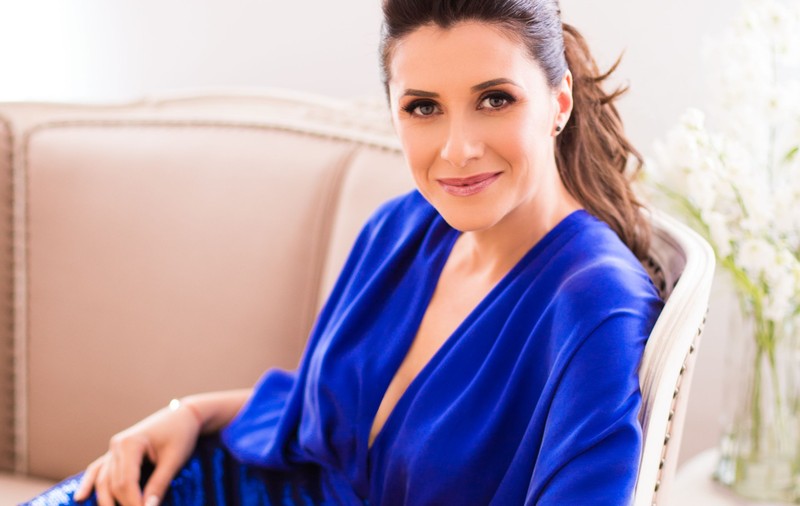 EXCLUSIV/Iuliana Tudor gătește cu mama, dar după rețeta soacrei. Paștele o prinde pe scenă