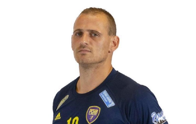 Percheziții DIICOT la domiciliul handbalistului Pierre Yves Ragot. Sportivul este suspect de trafic de droguri