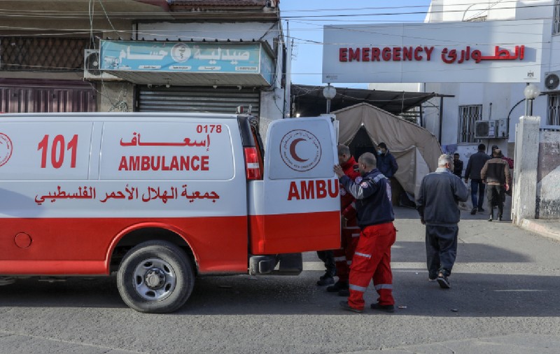 Directorul unui spital din Gaza a primit cadavrele fratelui său și altor rude, chiar în timpul serviciului