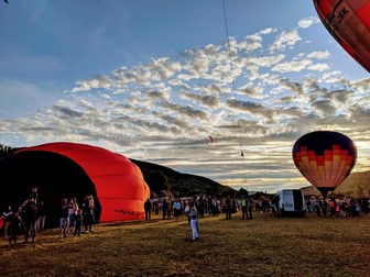 Peste 20.000 de oameni au admirat spectacolul din aer