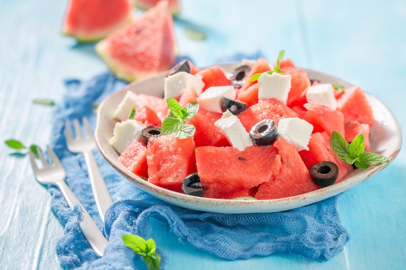 Salată de pepene roșu și brânză
