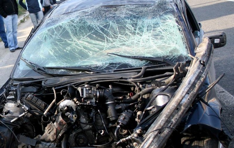 Poliţist mort într-un accident de circulaţie