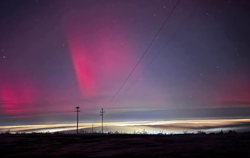 Imagini spectaculoase la Cluj cu aurora boreală vizibilă în noaptea de 1 ianuarie