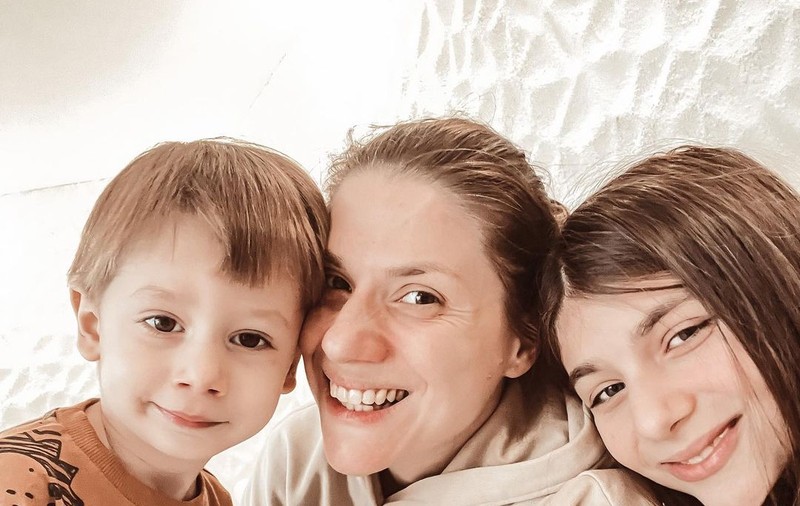 Tily Niculae a pierdut mai multe sarcini înainte de a deveni mamă a doua oară: „Copiii nu sunt ai mei, sunt ai lui Dumnezeu”