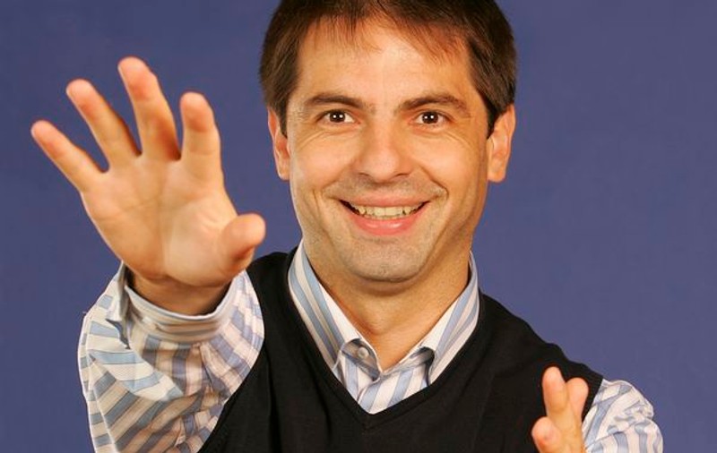 Dan Negru a aruncat în aer o mașină de 27.000 de euro
