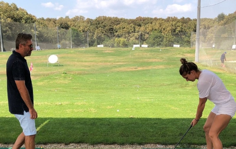 Simona Halep s-a apucat de golf. A jucat alături de altă vedetă | FOTO&VIDEO