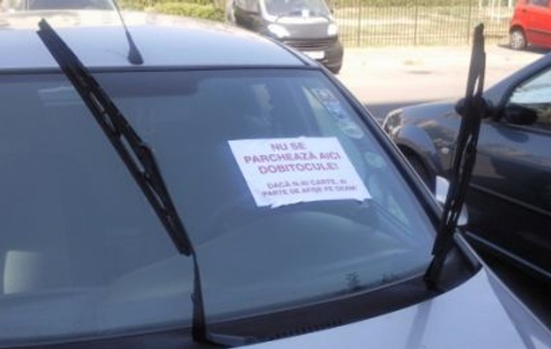 Tu găseşti loc de parcare?