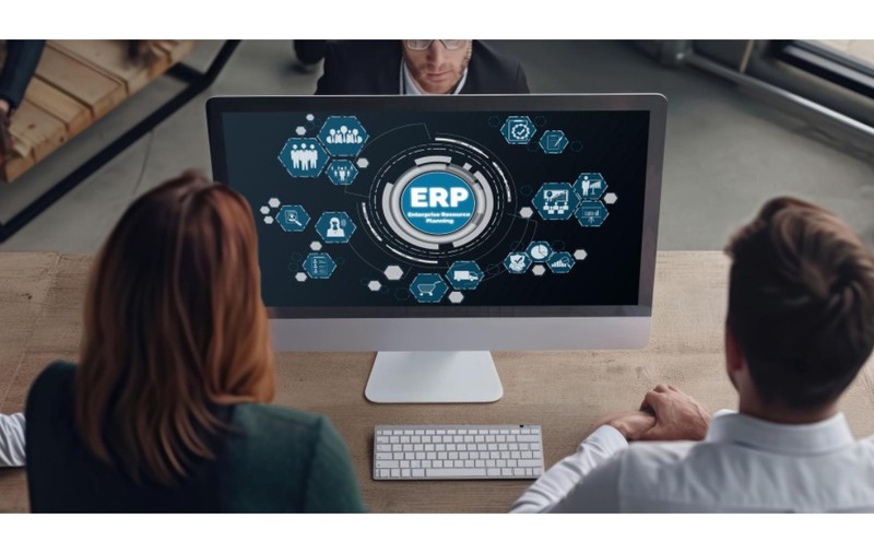 Cum pot platformele ERP și CRM să îți optimizeze afacerea?