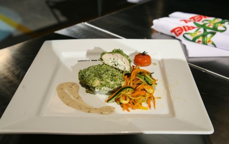 Sorin Bontea: "Vreau să vă strâng mâna şi să vă spun că aţi gătit impecabil" Vezi REŢETA care l-a impresionat pe juratul MasterChef! FOTO