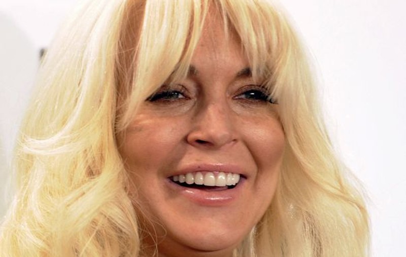 Lindsay Lohan i-a cerut ajutorul tatălui ei după ce şi-a văzut mama beată